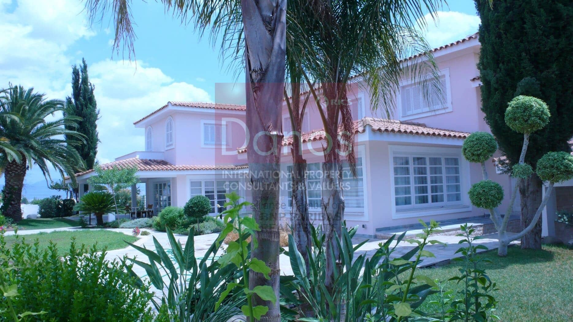 Luxury Villa for Sale in Strovolos