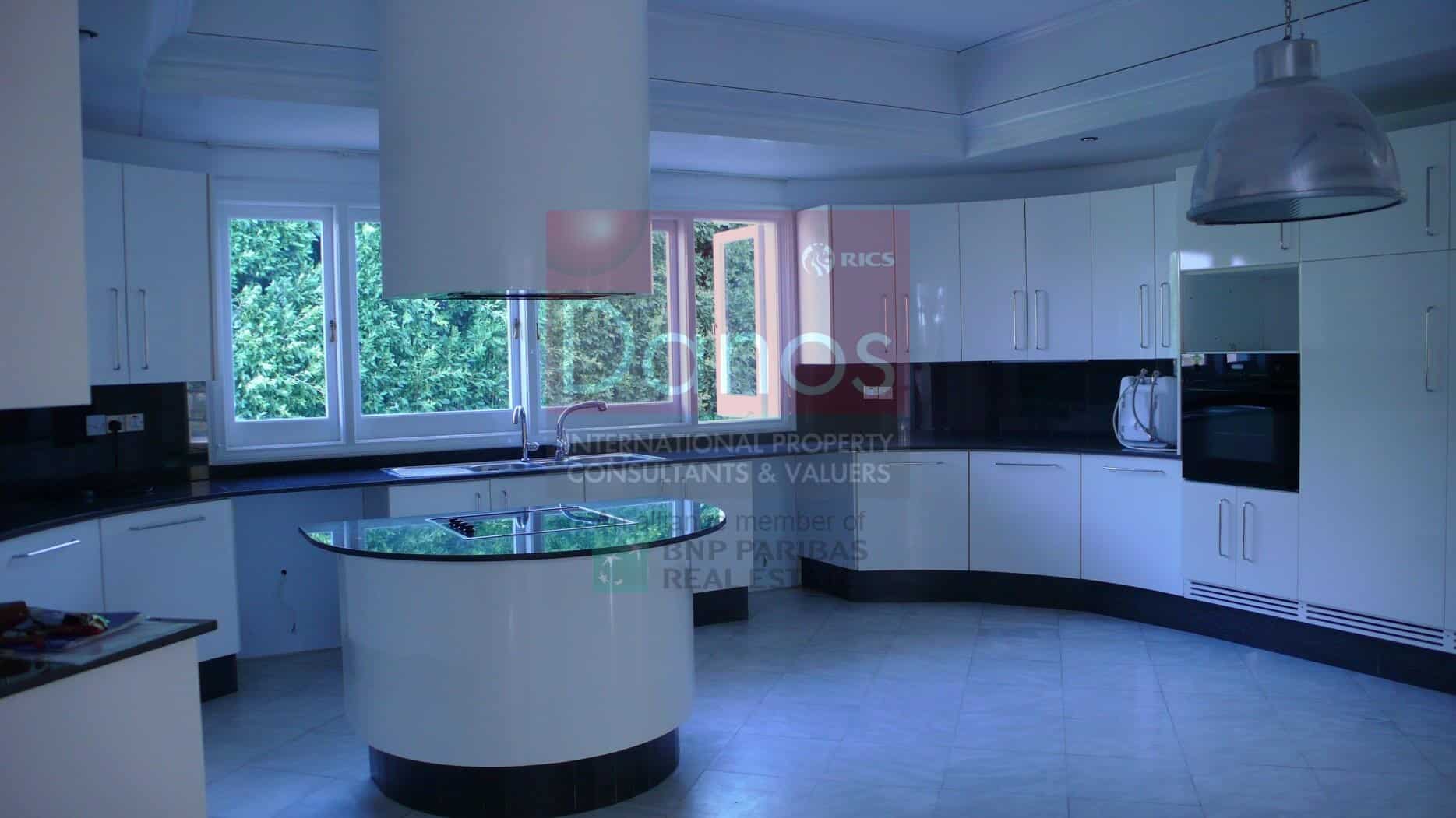 Luxury Villa for Sale in Strovolos