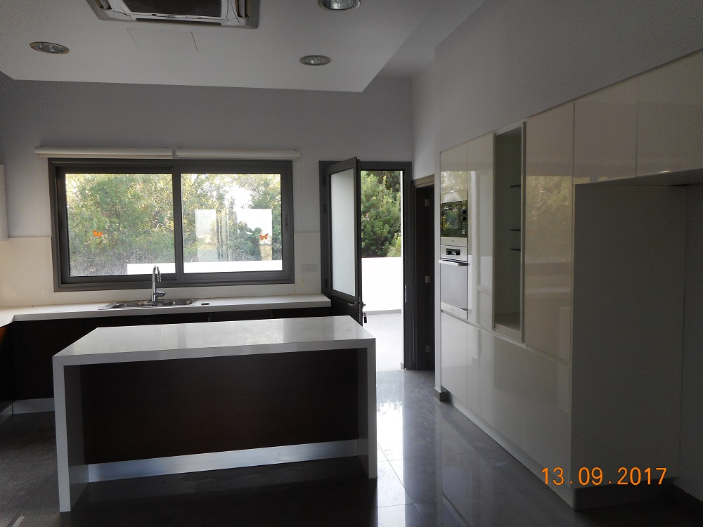 House for Rent in Latsia