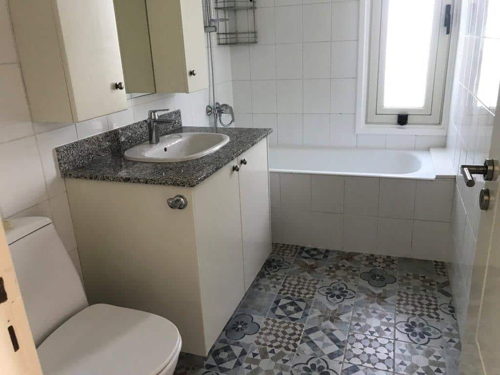 Luxury 4 Bedroom House & Office, with Pool for Rent in Aglantzia, Nicosia