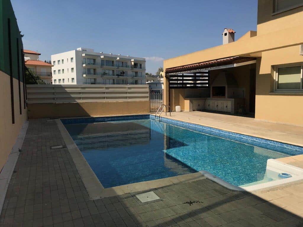 Luxury 4 Bedroom House & Office, with Pool for Rent in Aglantzia, Nicosia