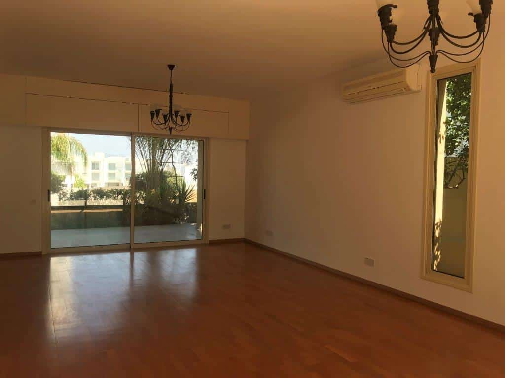 Luxury 4 Bedroom House & Office, with Pool for Rent in Aglantzia, Nicosia