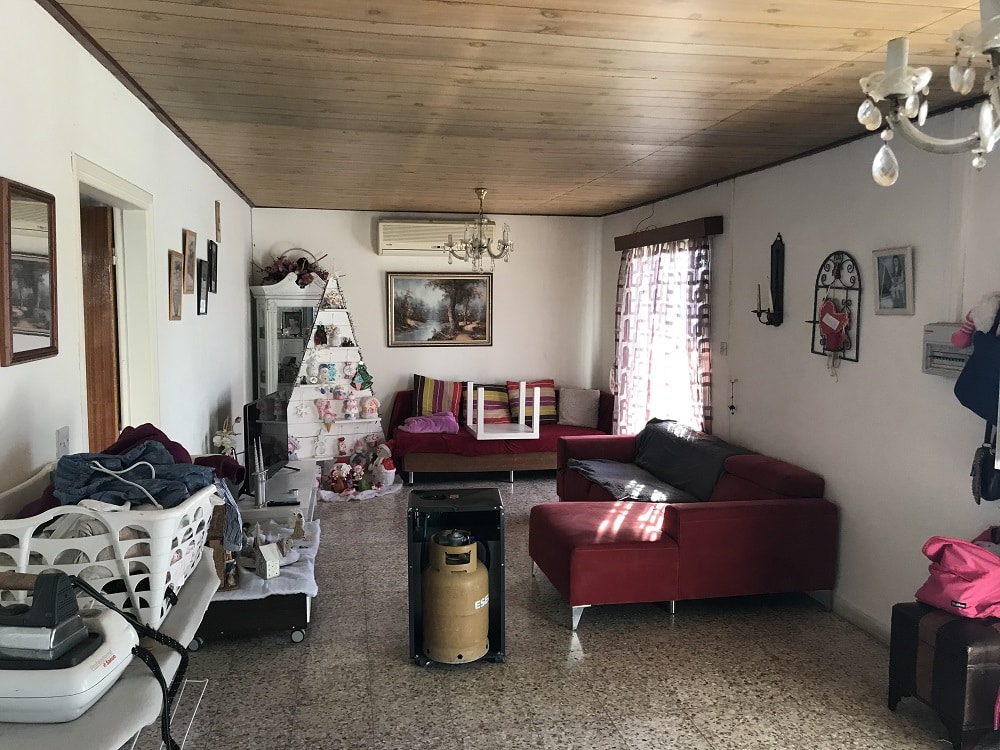 Old House for sale in Agia Phyla, Limassol