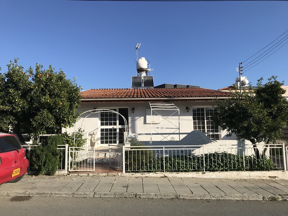 Old House for sale in Agia Phyla, Limassol
