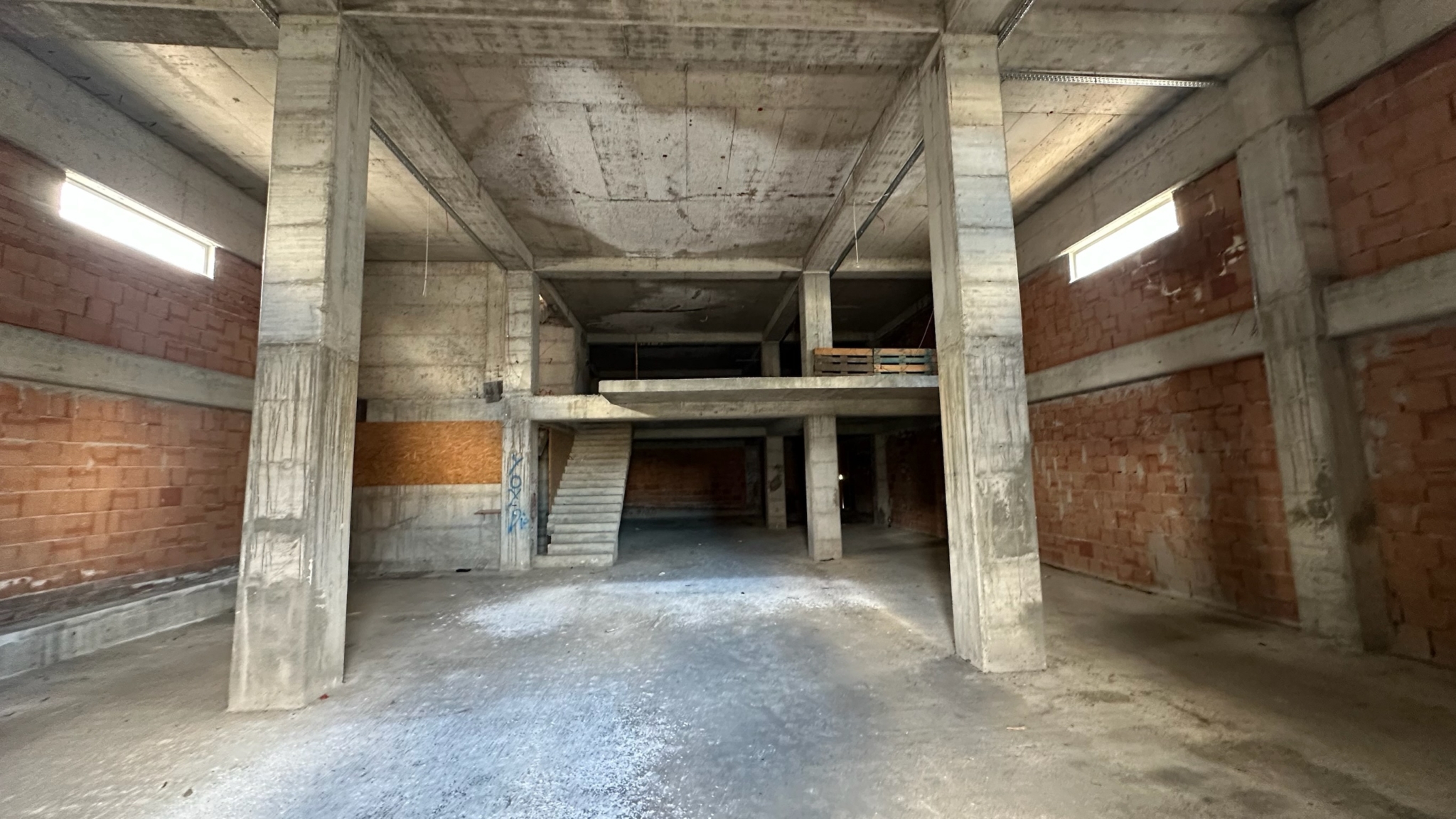 Commercial Plot with Unfinished Building Development for rent in Agios Theodoros, Paphos