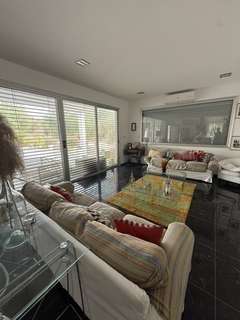 Dream House in Deneia, Nicosia For Rent