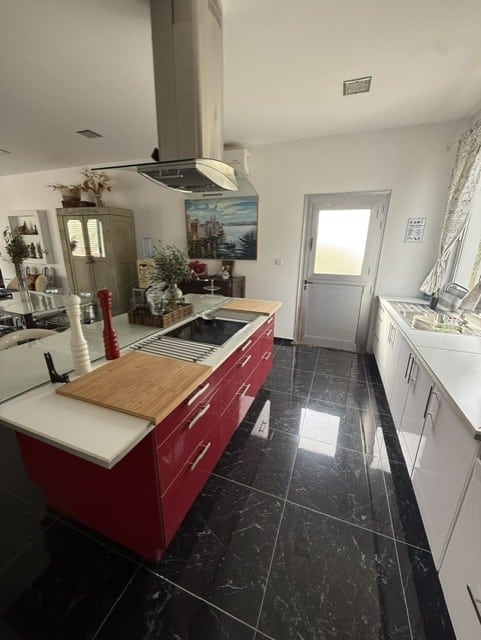Dream House in Deneia, Nicosia For Rent