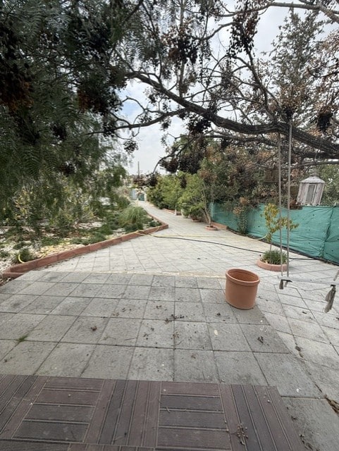 Dream House in Deneia, Nicosia For Rent