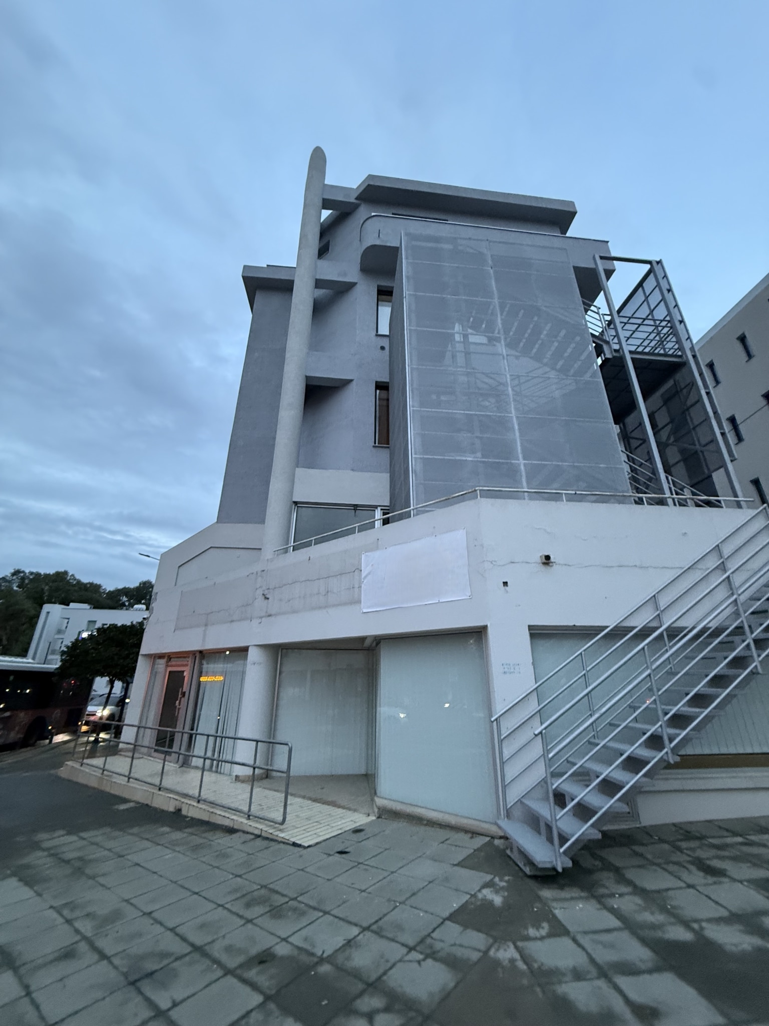 image2 Offices / Building For Rent in Strovolos Ave. Strovolos, Nicosia