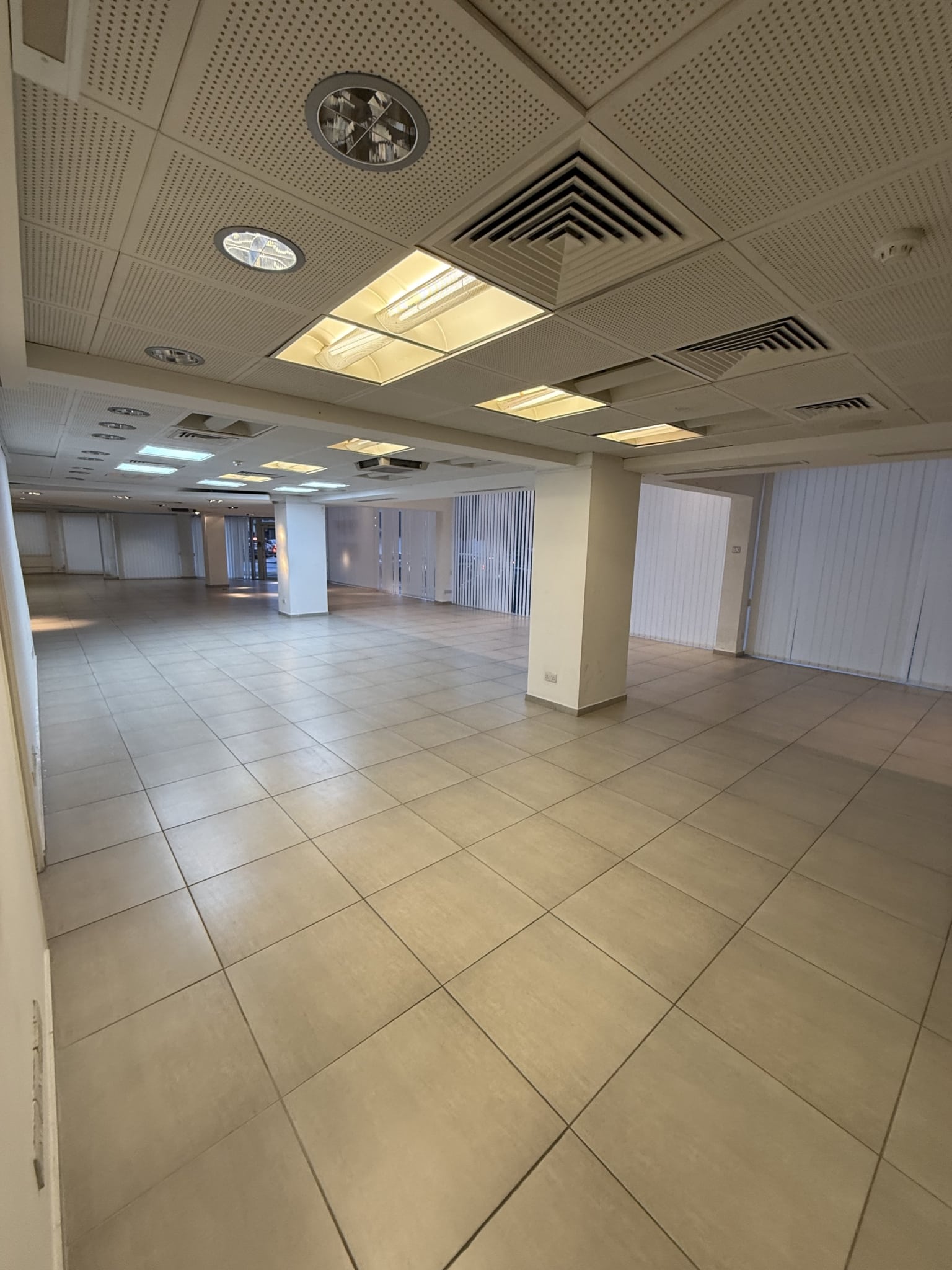 Offices / Building For Rent in Strovolos Ave. Strovolos, Nicosia