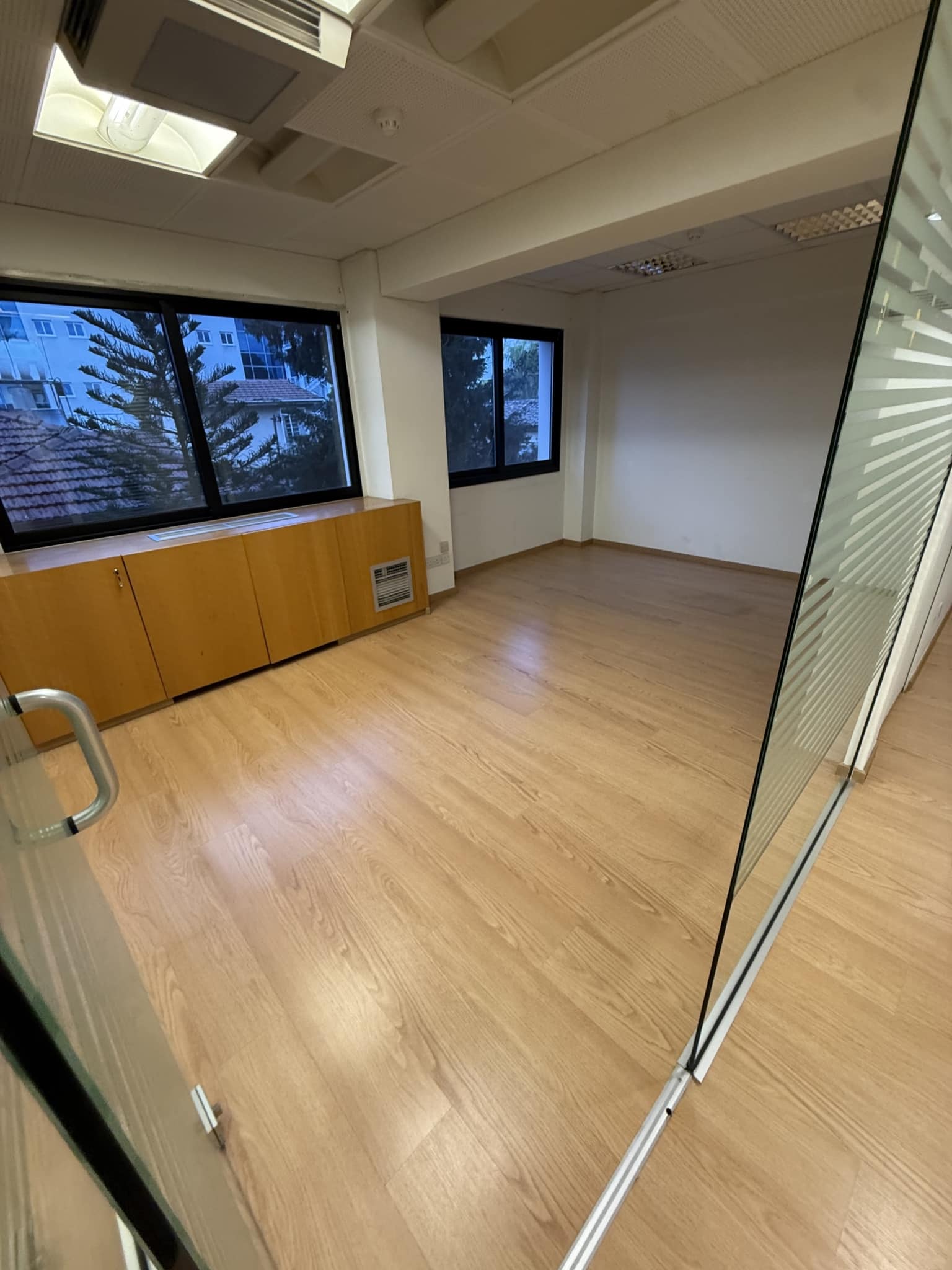 Offices / Building For Rent in Strovolos Ave. Strovolos, Nicosia