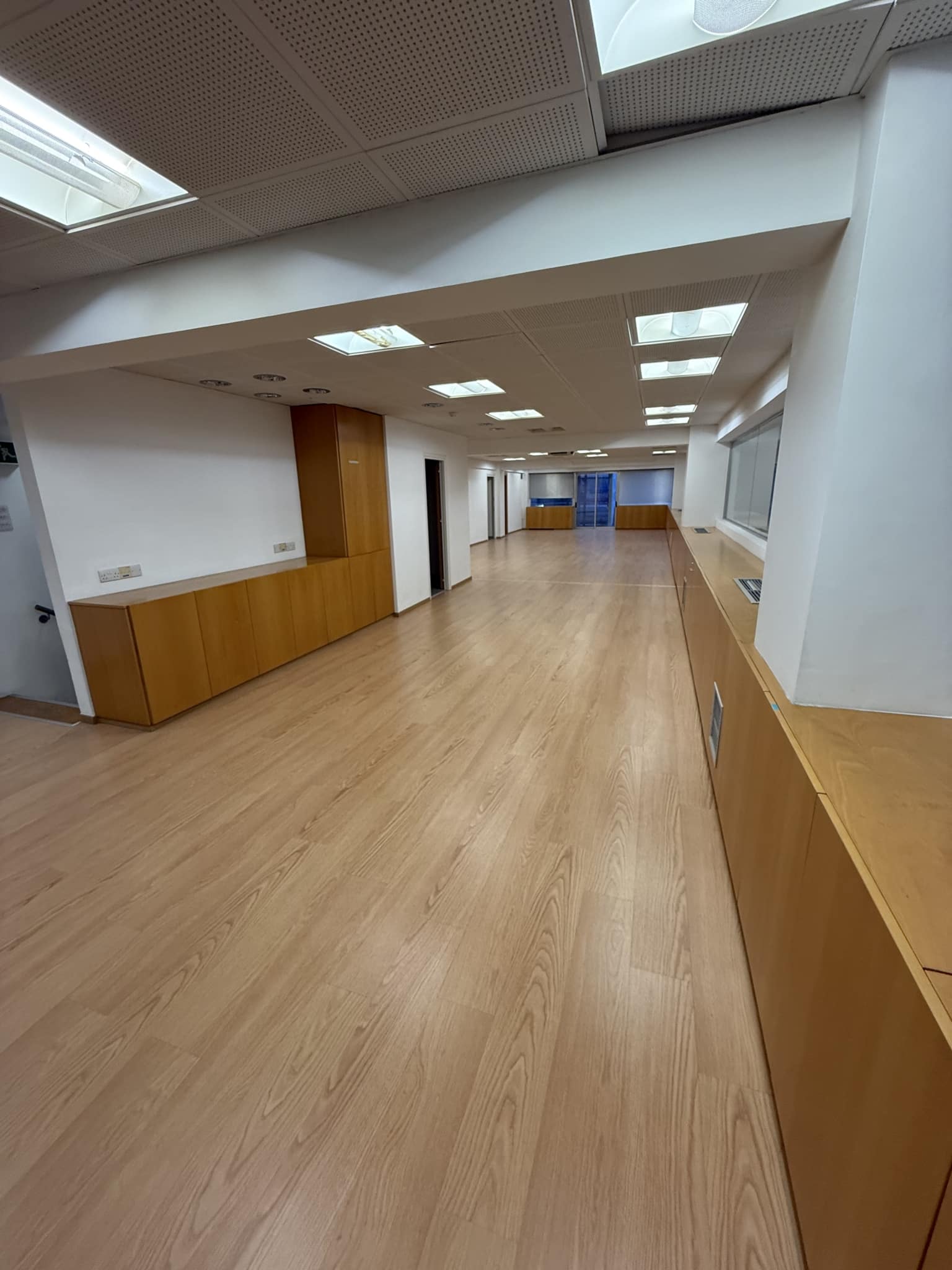 Offices / Building For Rent in Strovolos Ave. Strovolos, Nicosia