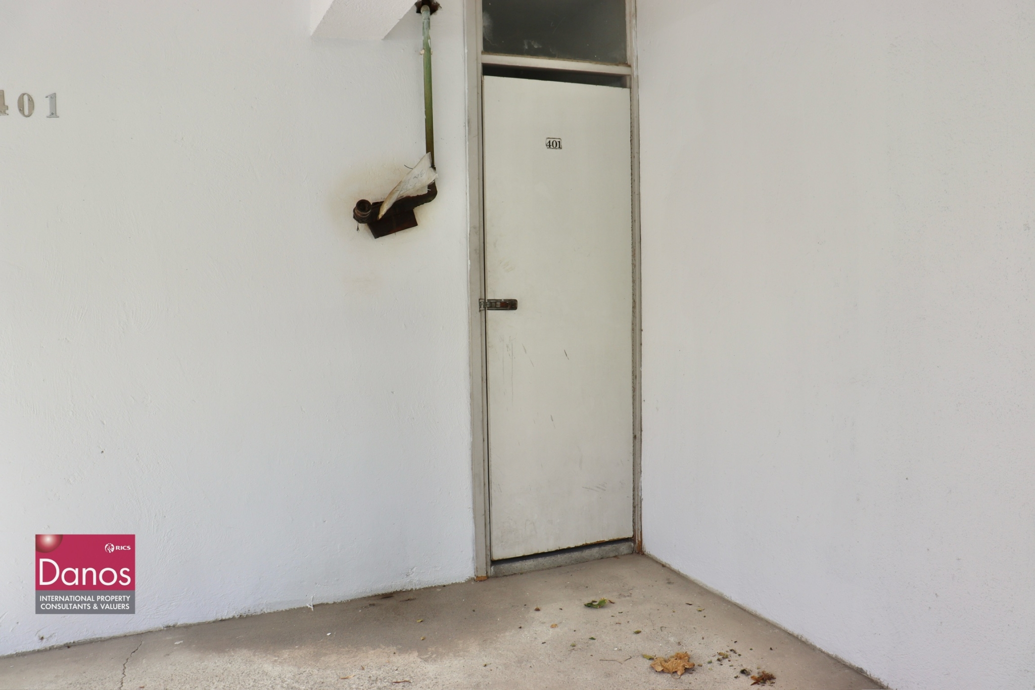 3-Bedroom Penthouse Whole Floor Apartment in Ayioi Omologites
