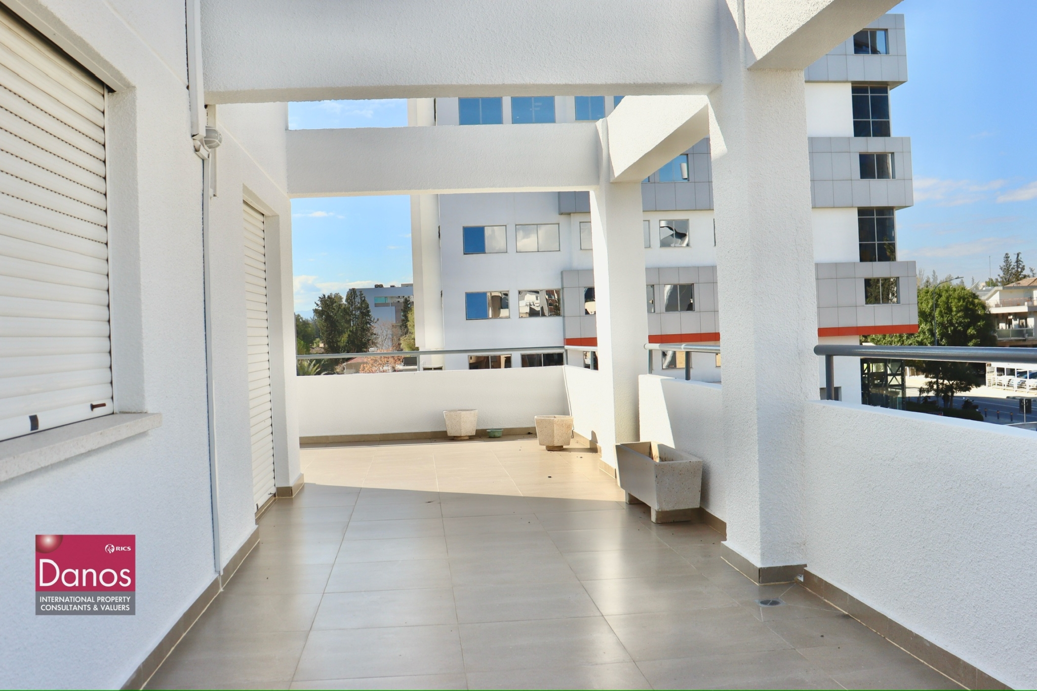3-Bedroom Penthouse Whole Floor Apartment in Ayioi Omologites