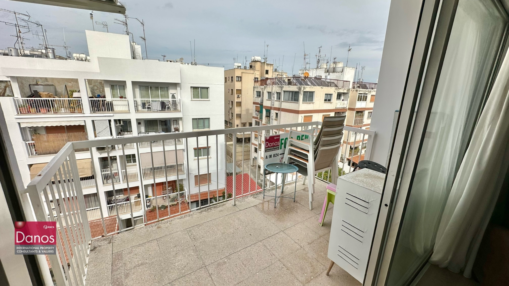 3-Bedroom Flat For Sale in Acropolis Central Location