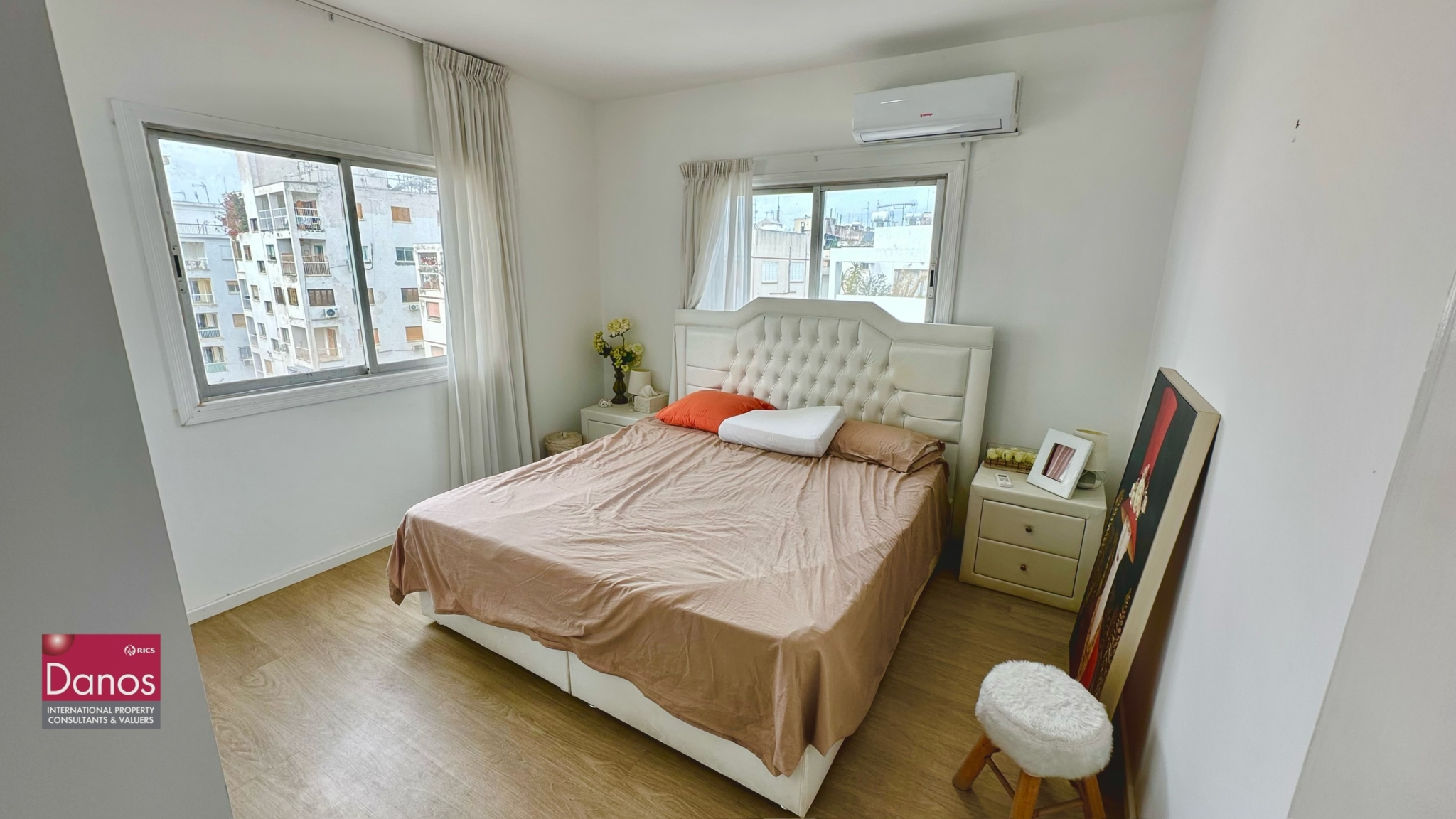 3-Bedroom Flat For Sale in Acropolis Central Location