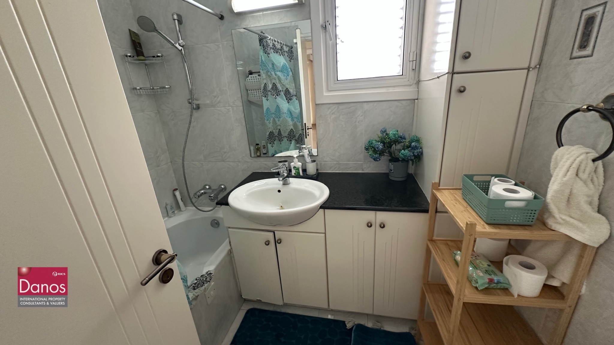 5 Bedroom House for Rent in Strovolos
