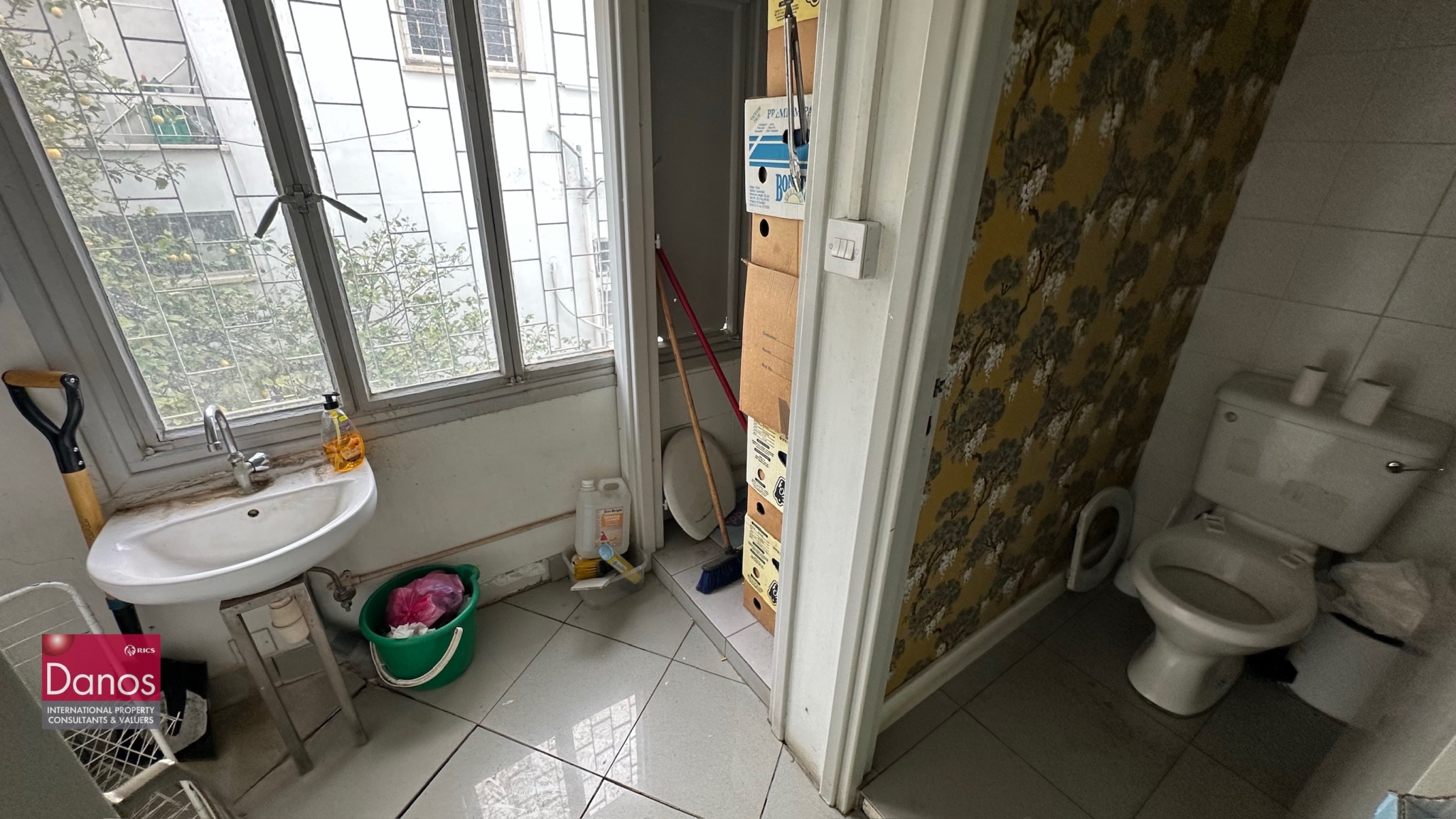 Shop For Rent in Nicosia City Center