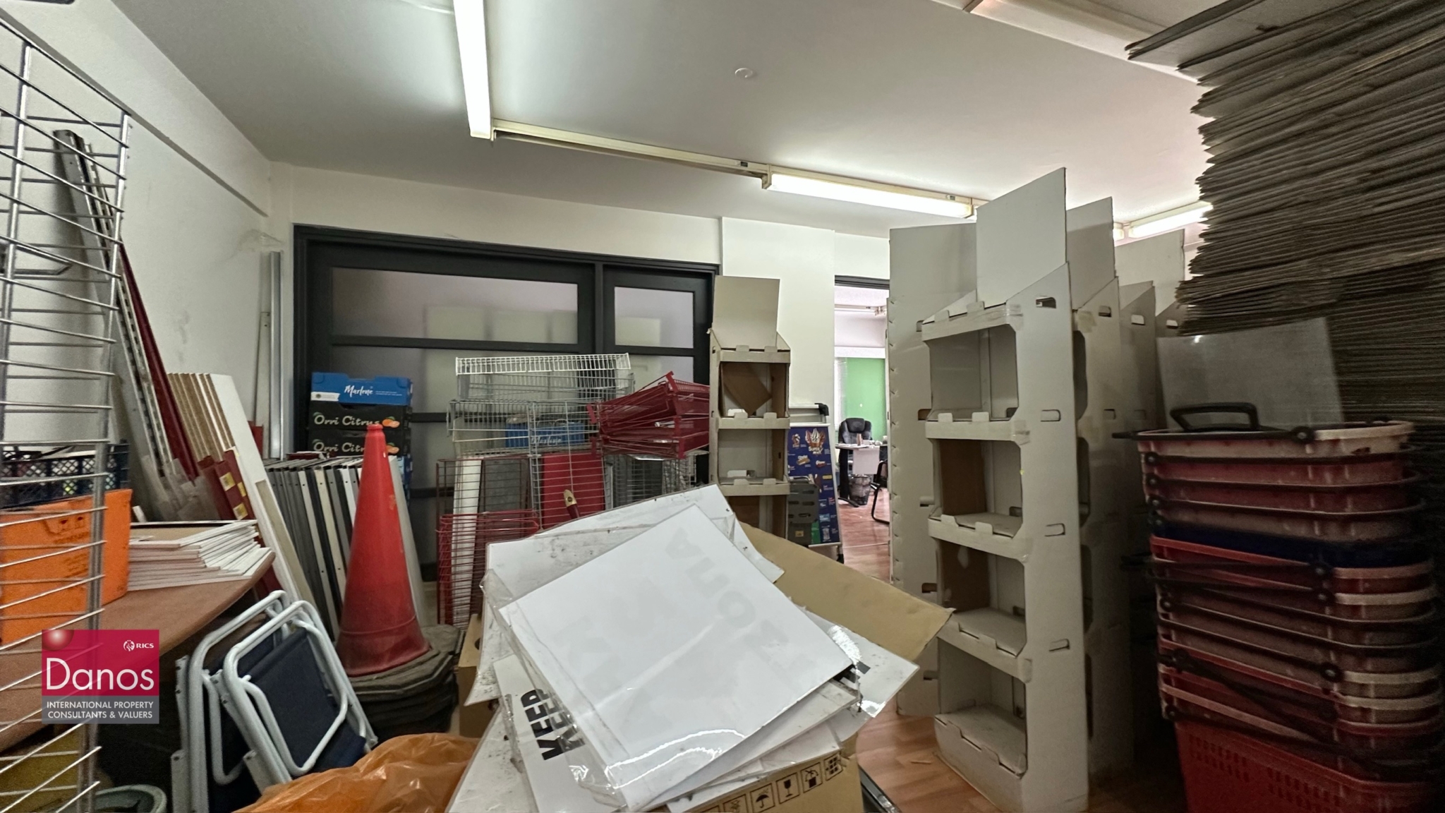 Shop For Rent in Nicosia City Center