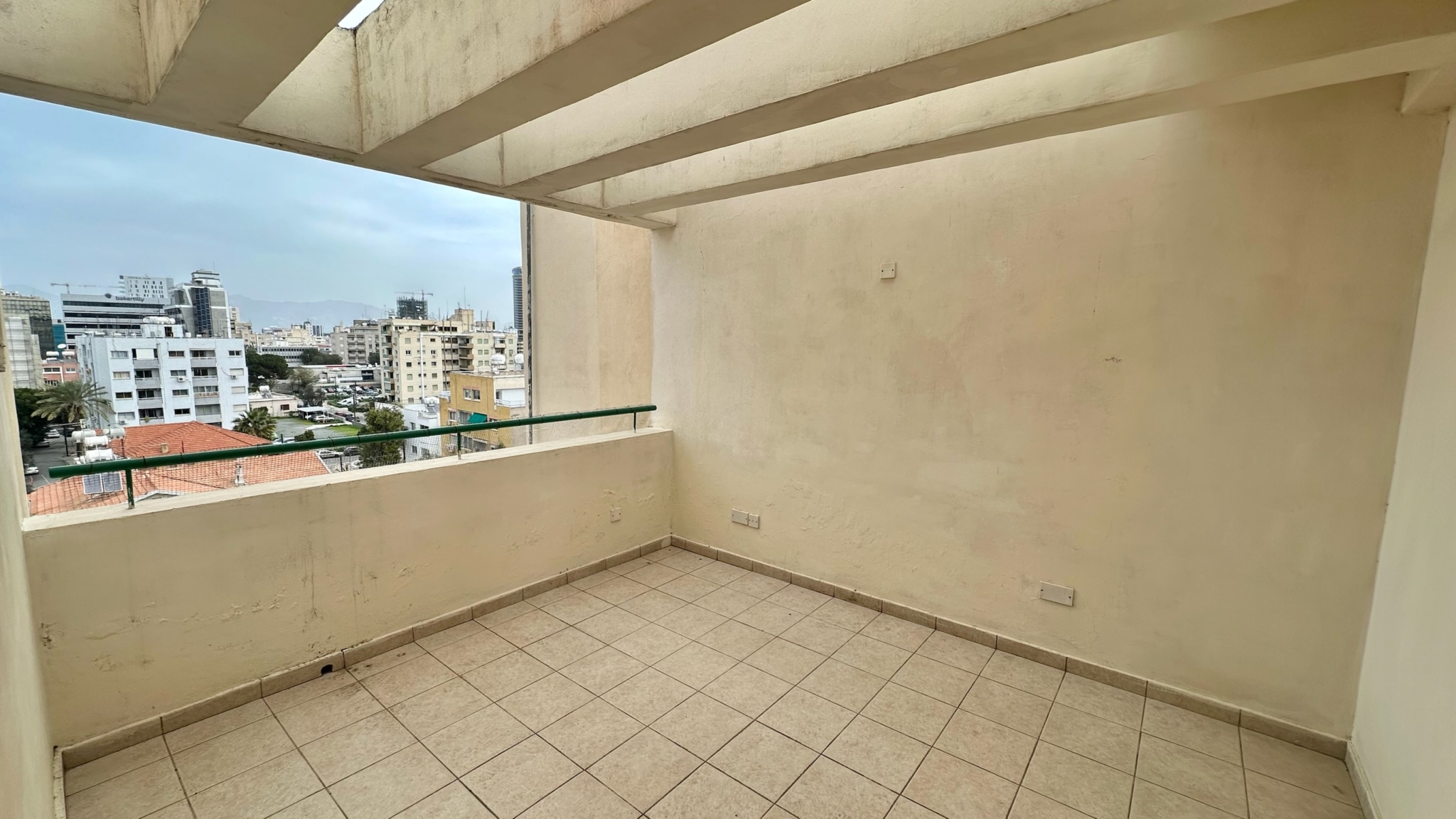 Beautiful 2 Bedroom Penthouse For Sale in Ayioi Omologites, Nicosia