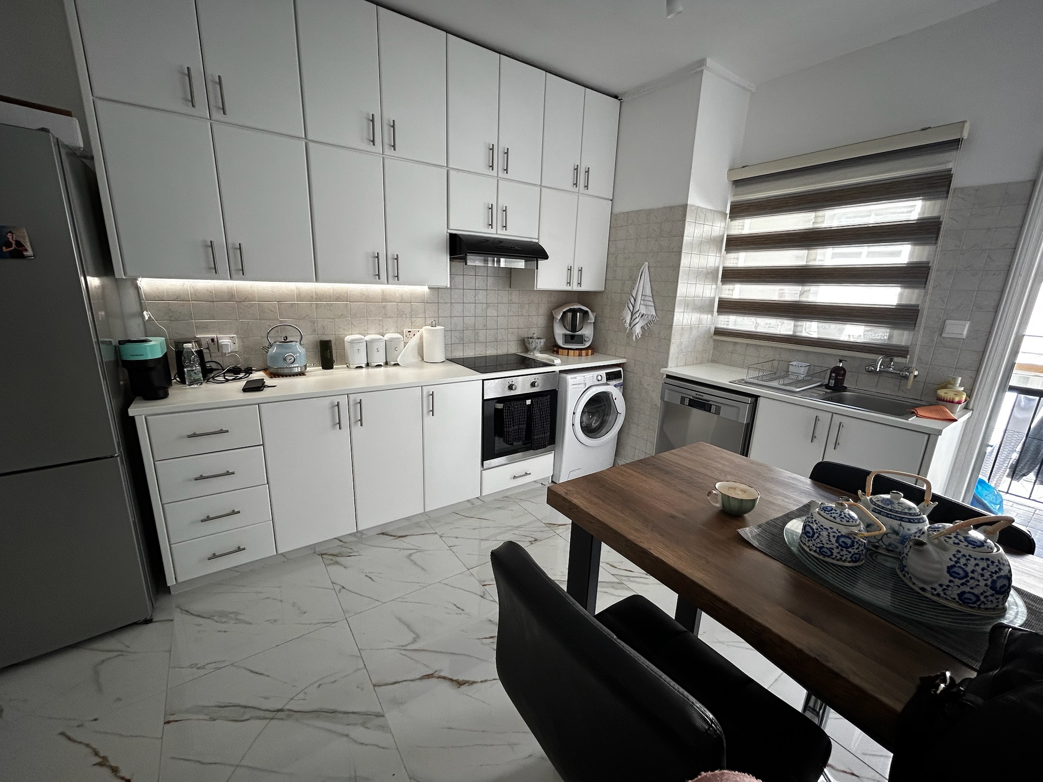 Beautiful Fully Renovated 3 Bedroom Flat for sale in Akropoli, Strovolos