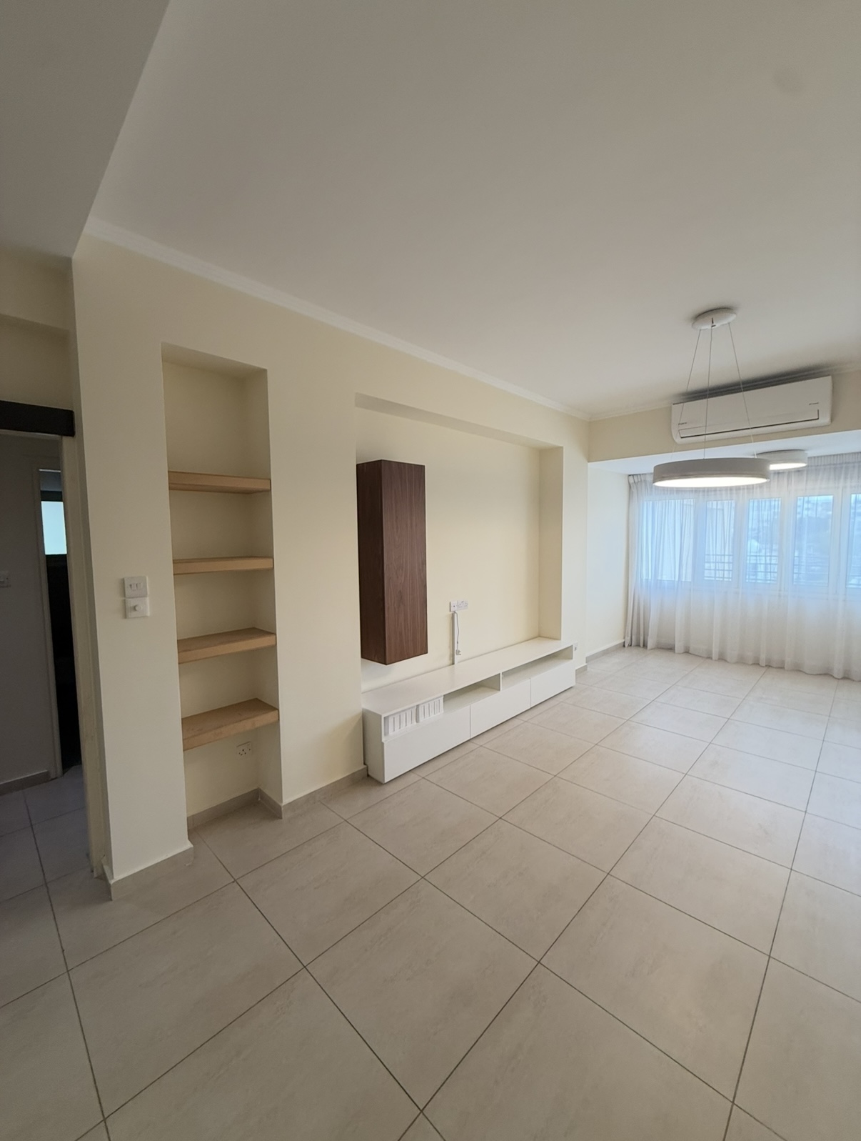 3-Bedroom Flat for Rent in Strovolos, Nicosia, Prime Location