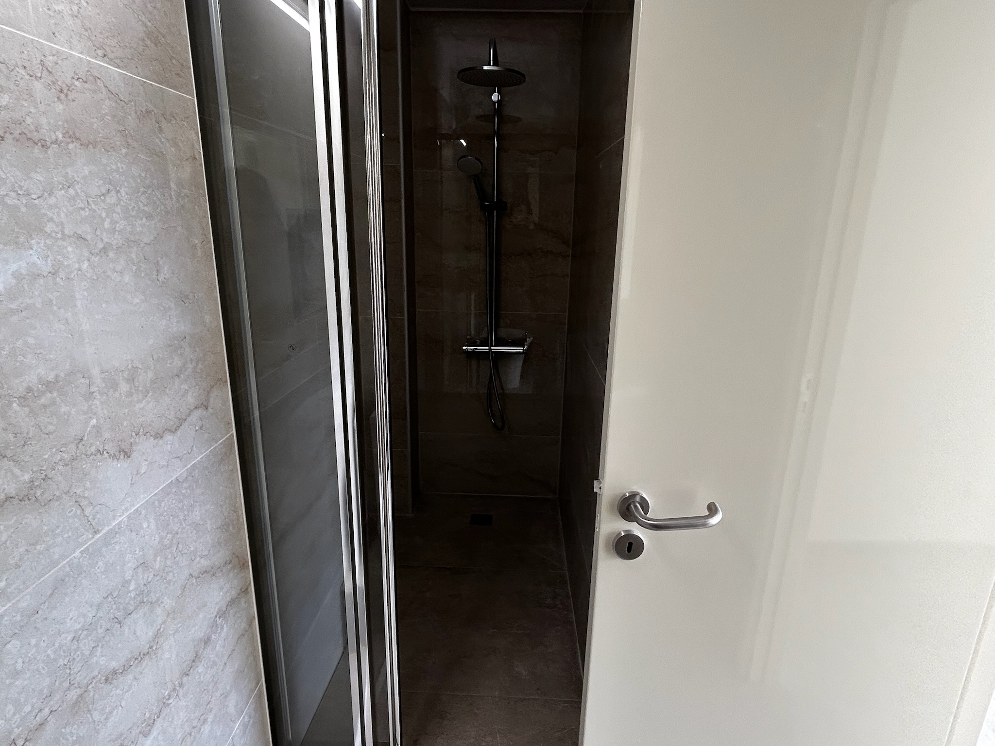 Huge 4-Bedroom Apartment For Sale in Ayioi Omologites, Nicosia