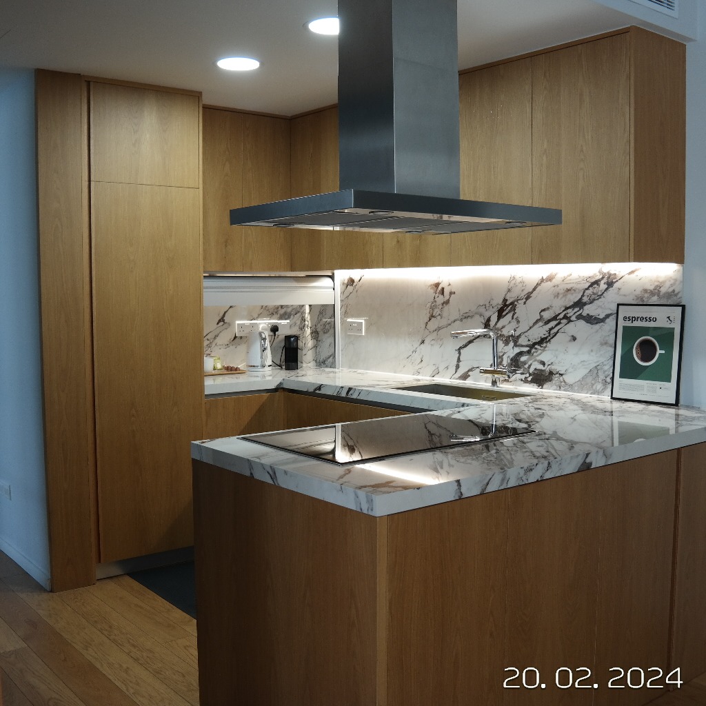 Luxury 2-bedroom apartment to rent in Ayioi Omologites