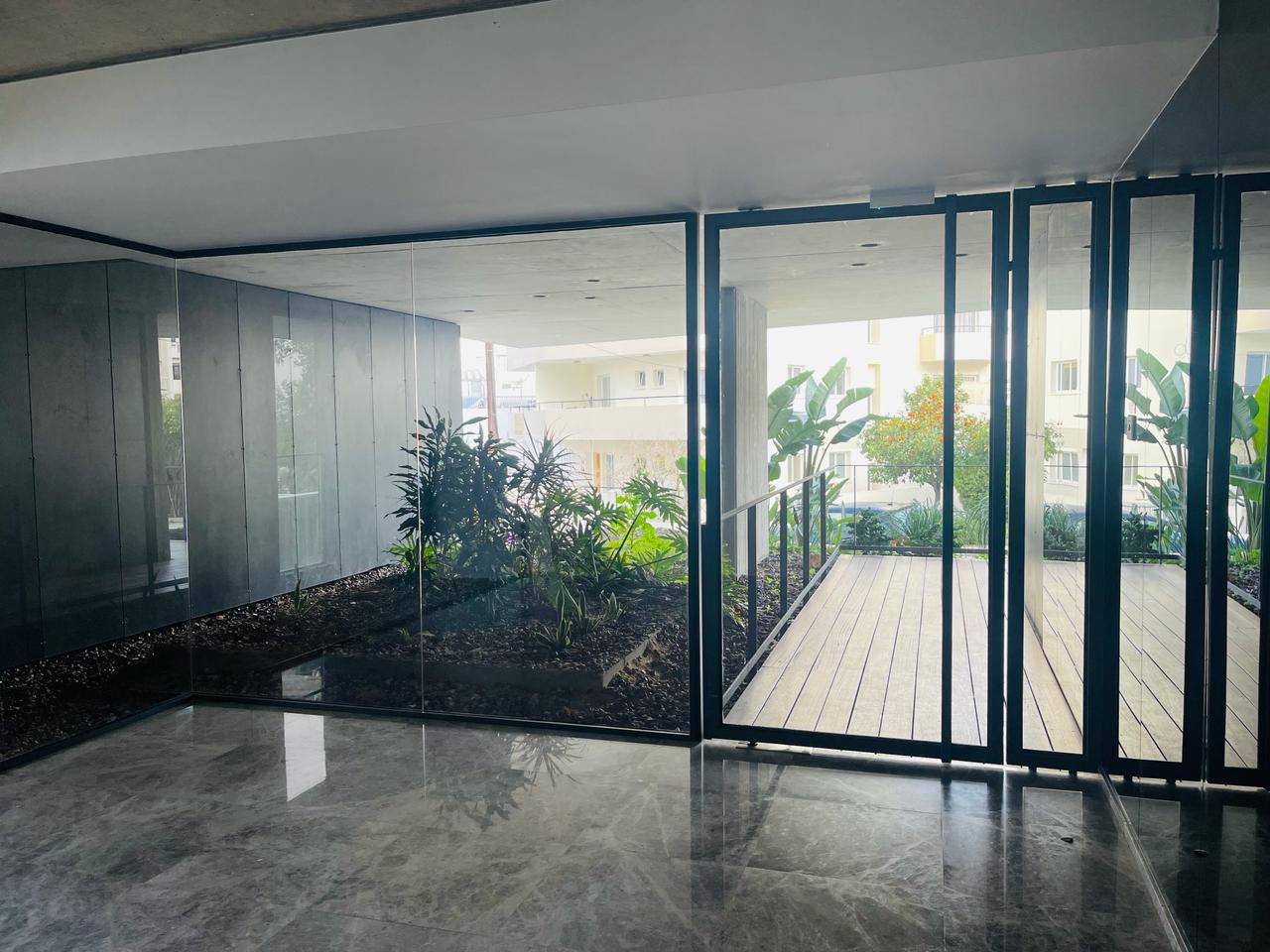 Luxury 2-bedroom apartment to rent in Ayioi Omologites
