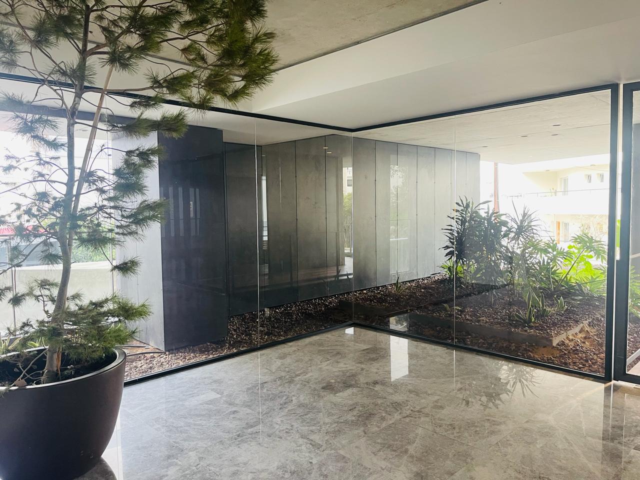 Luxury 2-bedroom apartment to rent in Ayioi Omologites