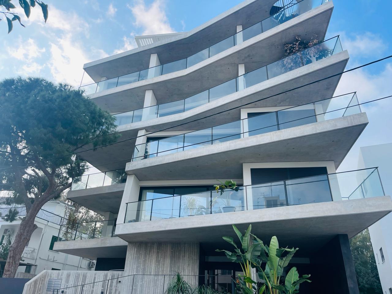 Luxury 2-bedroom apartment to rent in Ayioi Omologites