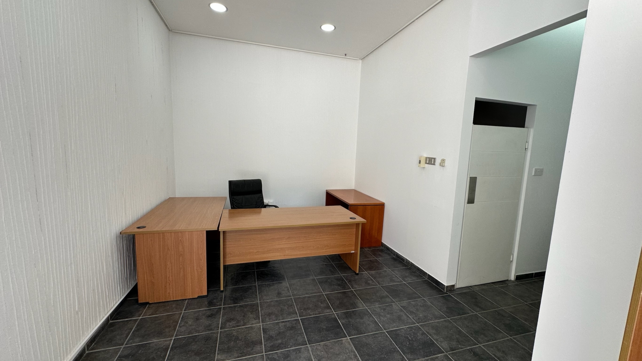 Shop For Rent in Prime Location Nicosia