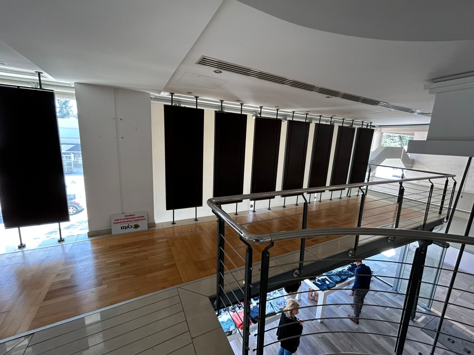 Showroom For Rent 28i October Street, Egkomi