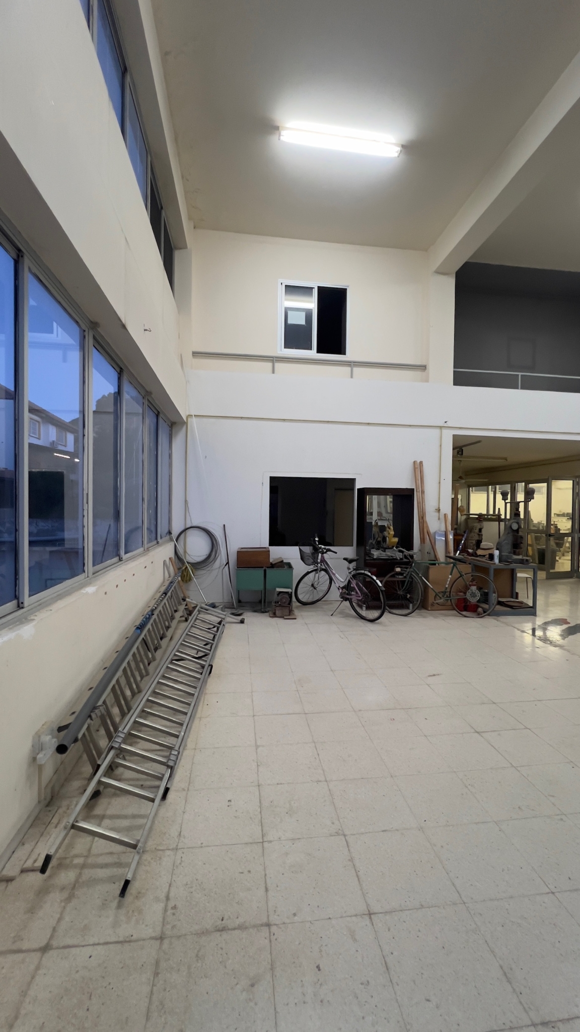 Showroom For Sale in Pallouriotissa, Nicosia