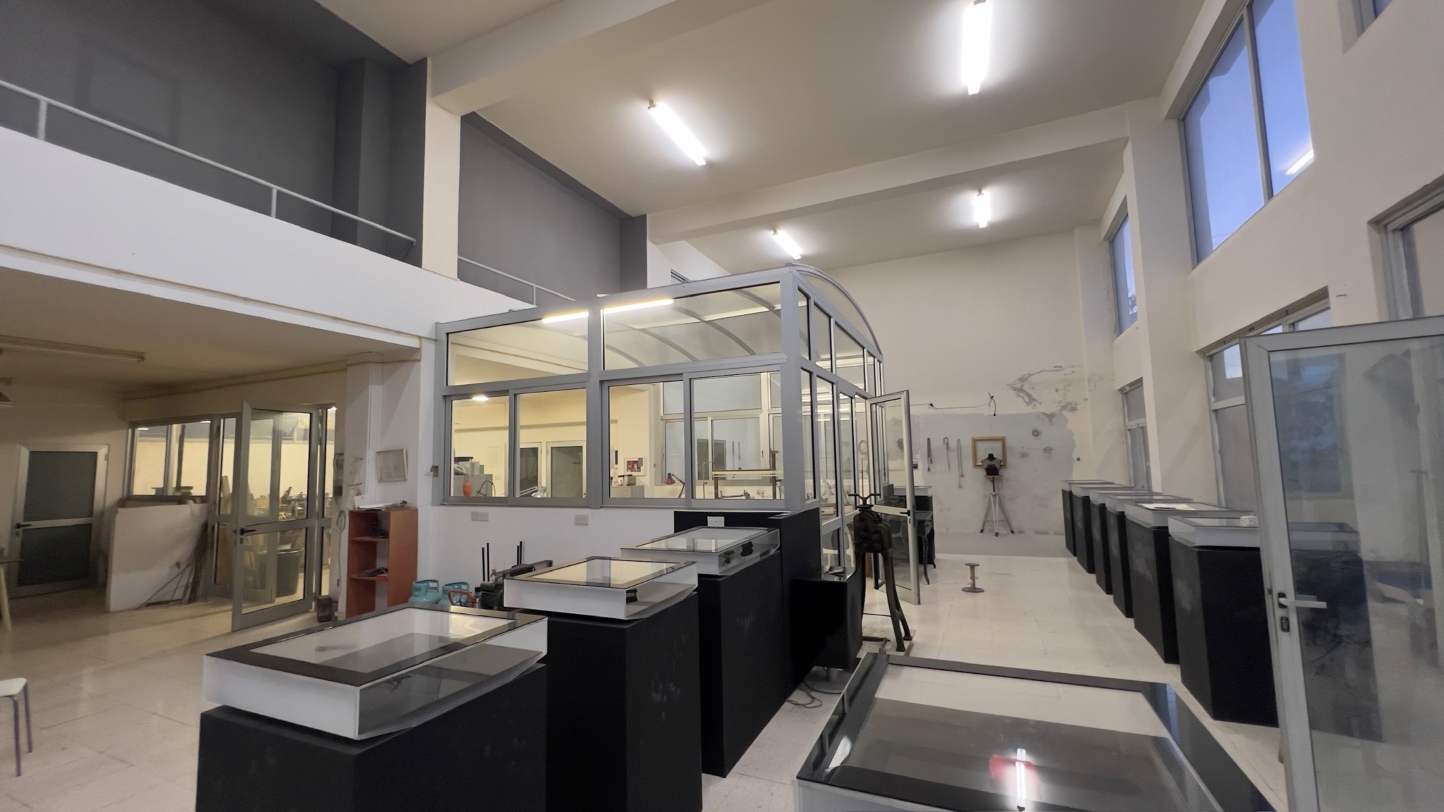 Showroom For Sale in Pallouriotissa, Nicosia