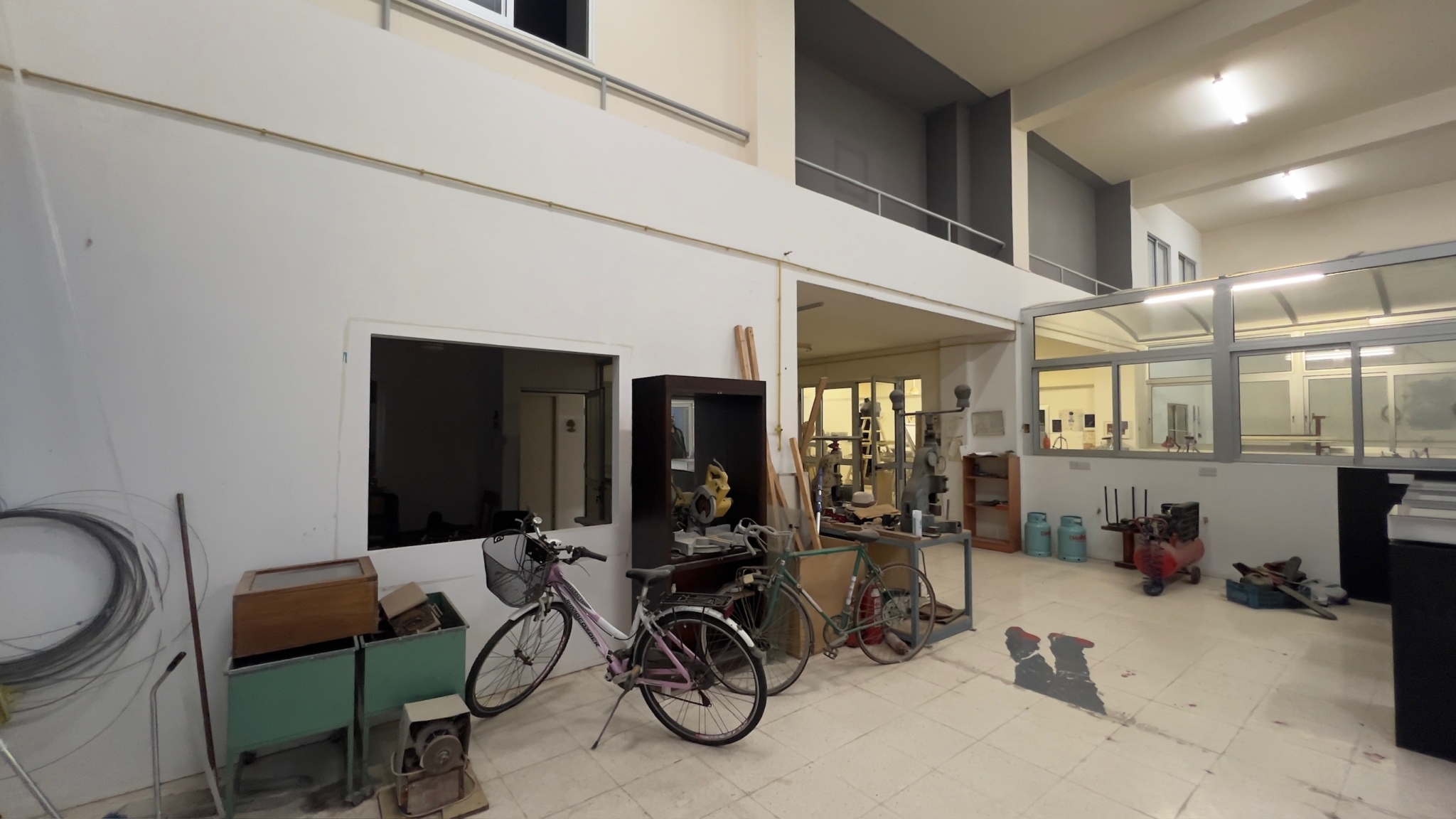 Showroom For Sale in Pallouriotissa, Nicosia