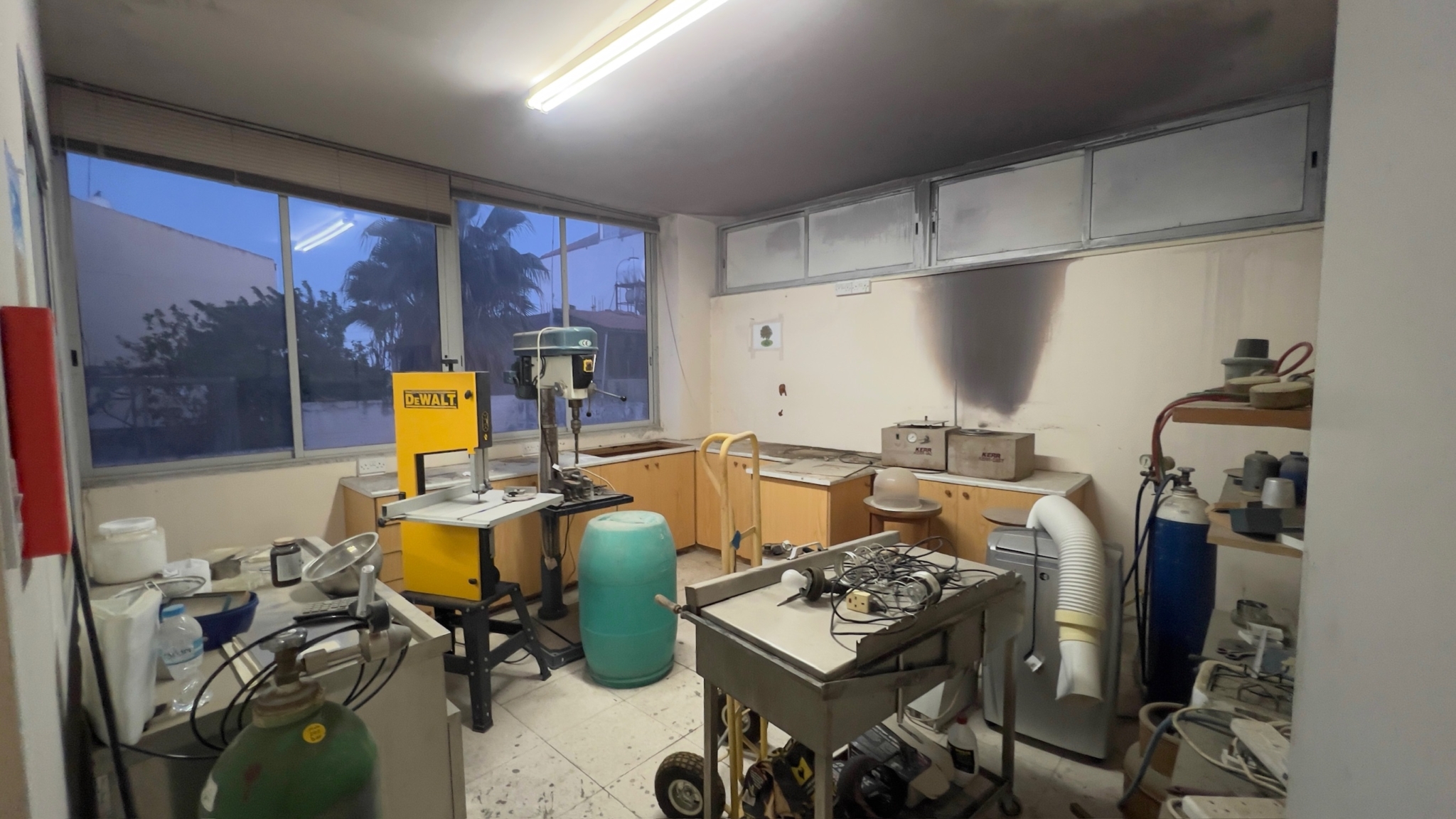 Showroom For Sale in Pallouriotissa, Nicosia