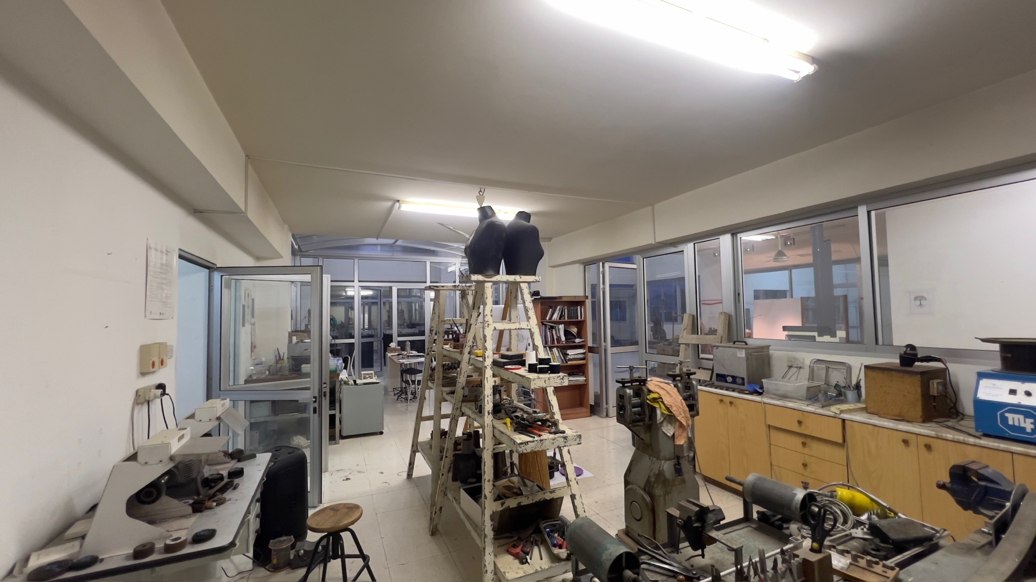 Showroom For Sale in Pallouriotissa, Nicosia