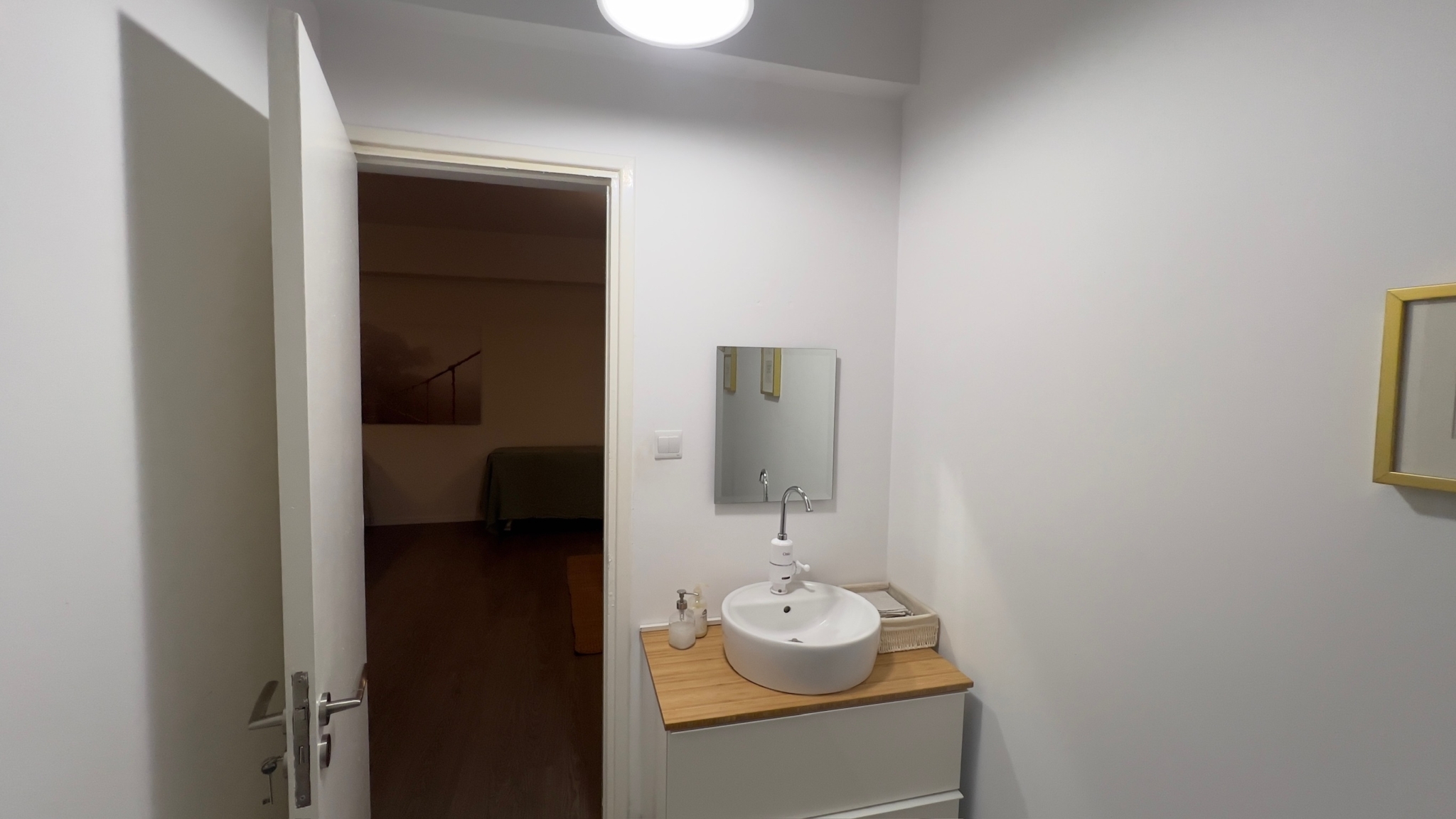 Showroom For Sale in Pallouriotissa, Nicosia