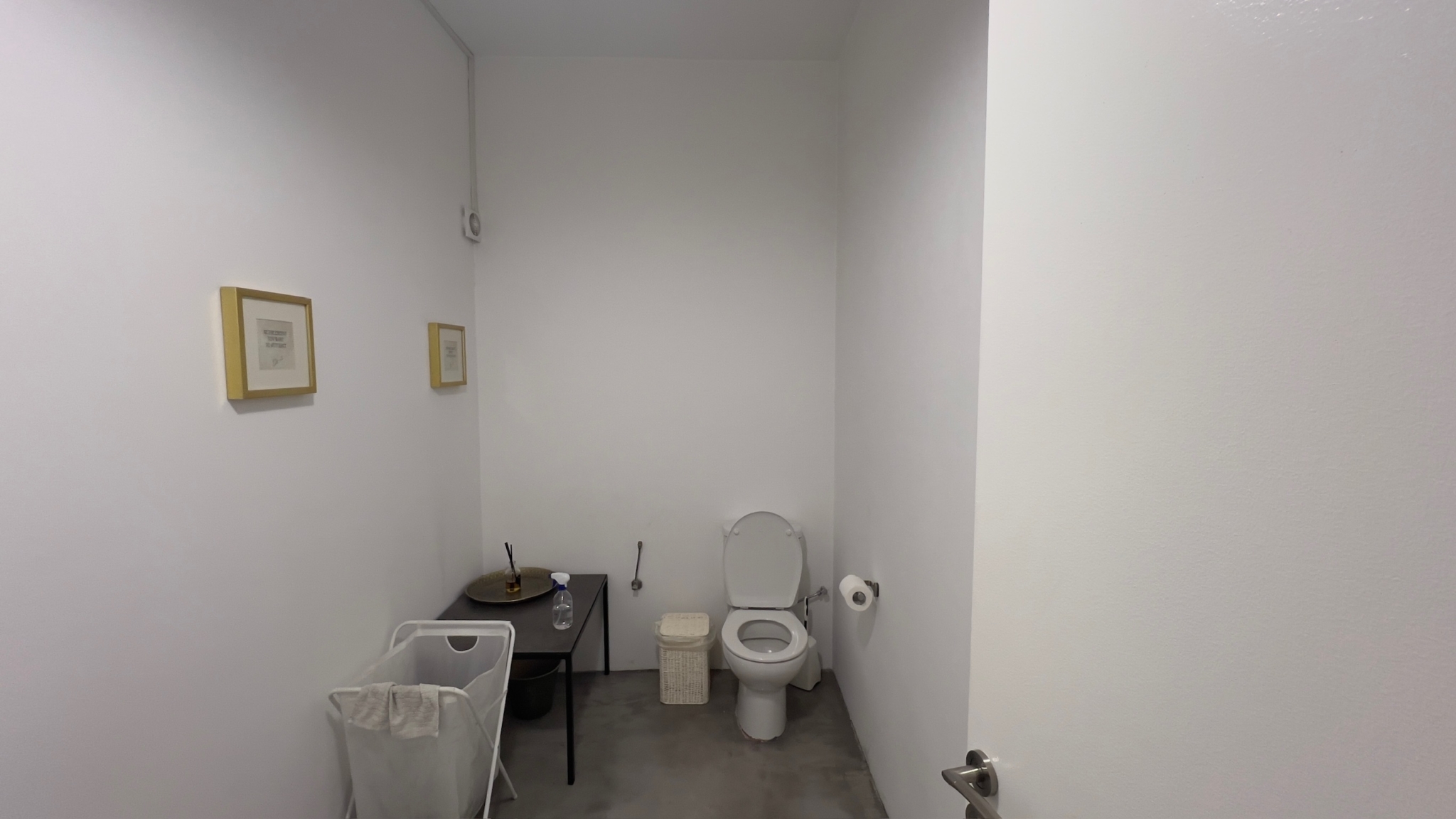 Showroom For Sale in Pallouriotissa, Nicosia