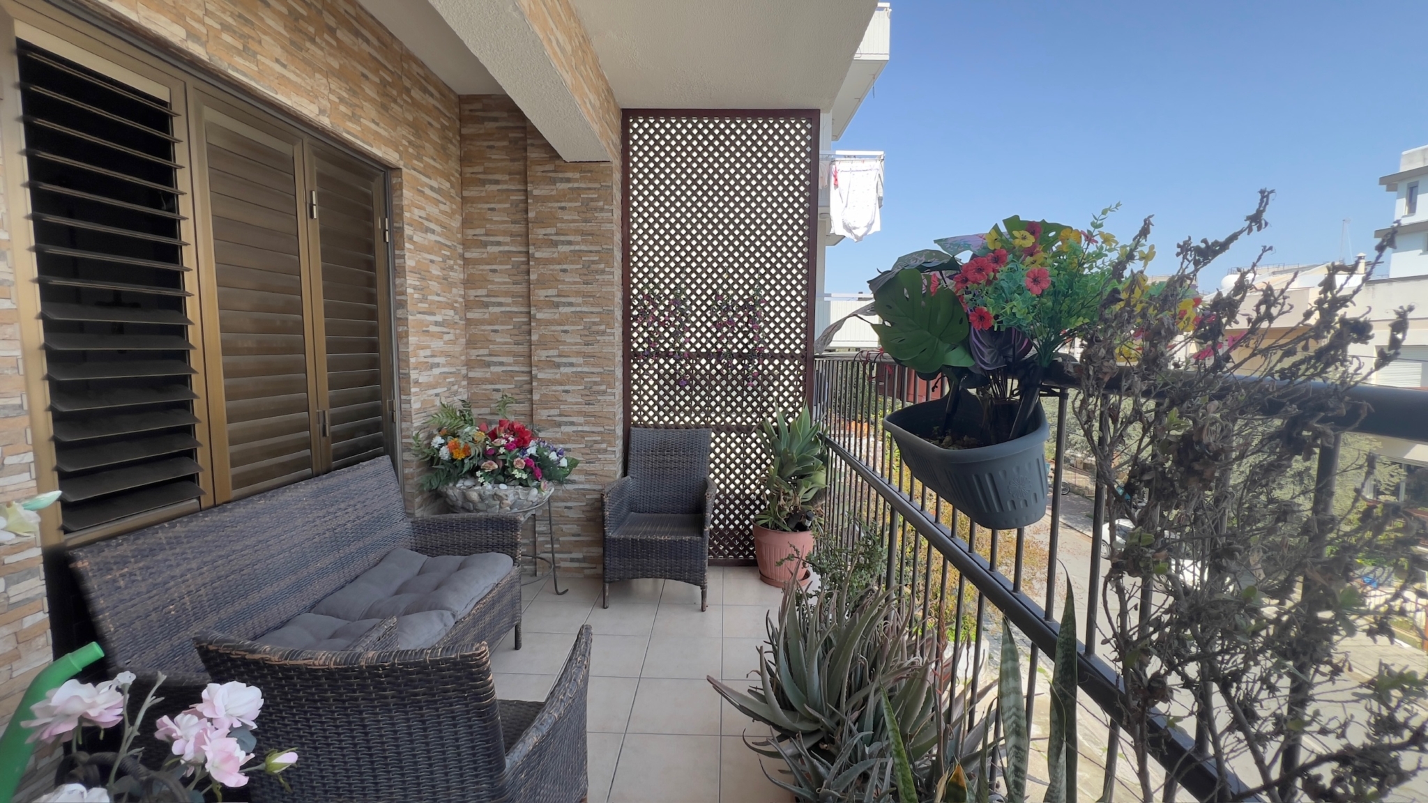 3 Bedroom Flat for Sale Ayioi Omologites, Nicosia