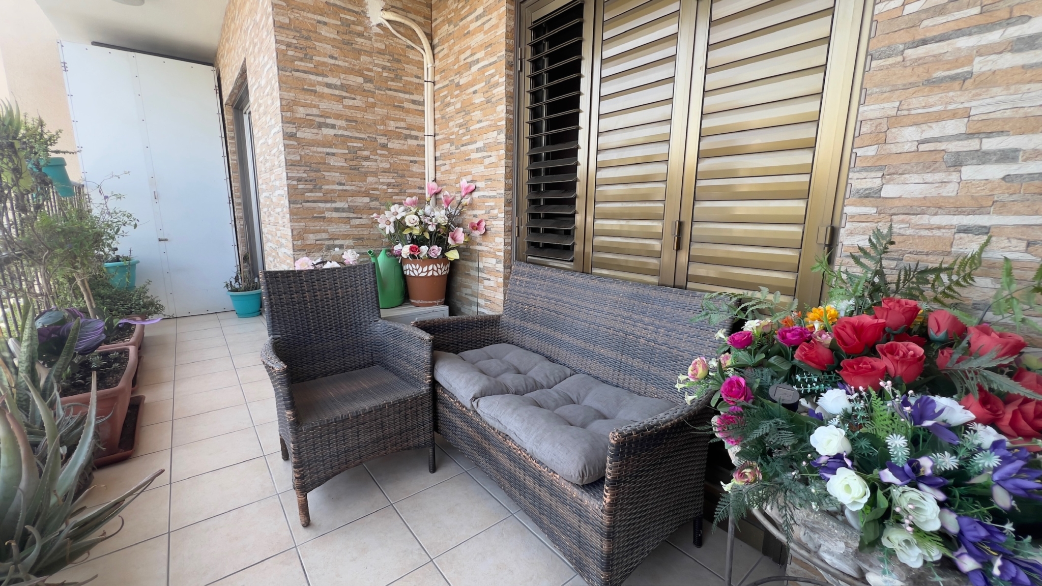 3 Bedroom Flat for Sale Ayioi Omologites, Nicosia