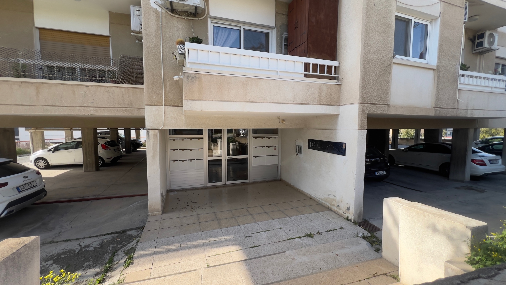 2-Bedroom Flat for Rent Prime Location Ayios Antonios, Nicosia
