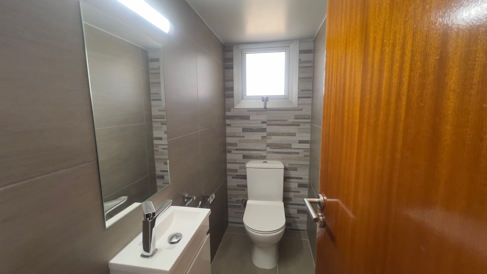 Huge 3 Bedroom Flat For Rent Aglatzia, Nicosia