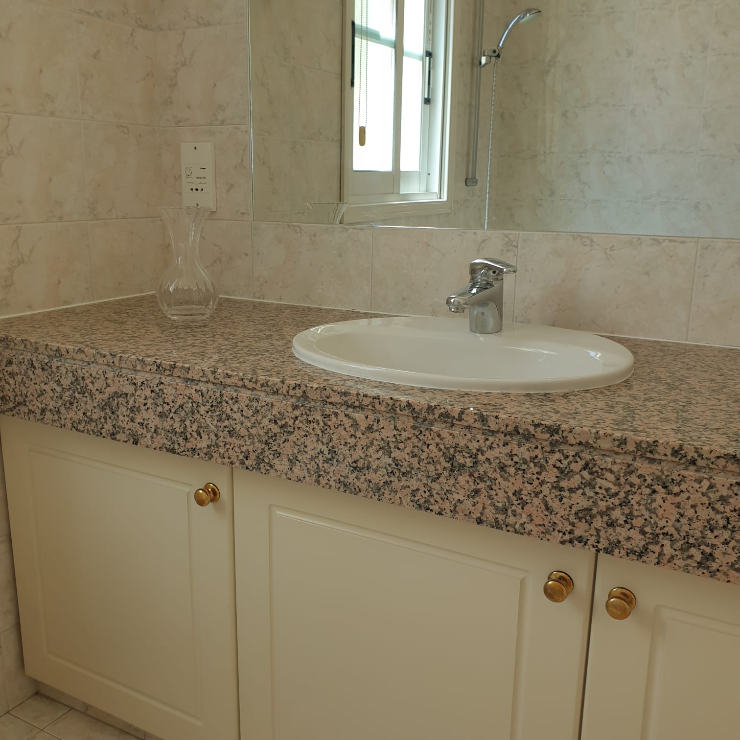 Amazing Ground Floor Maisonette for Rent Nicosia
