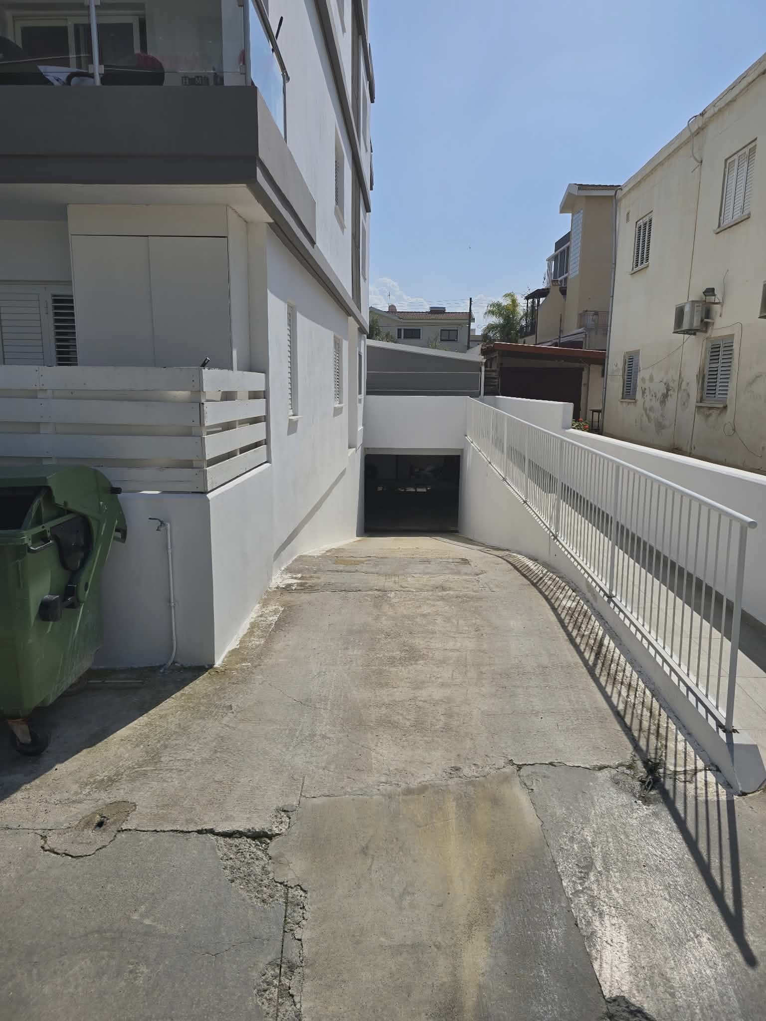 2 Bedroom Flat For Sale in Ayios Dometios, Nicosia