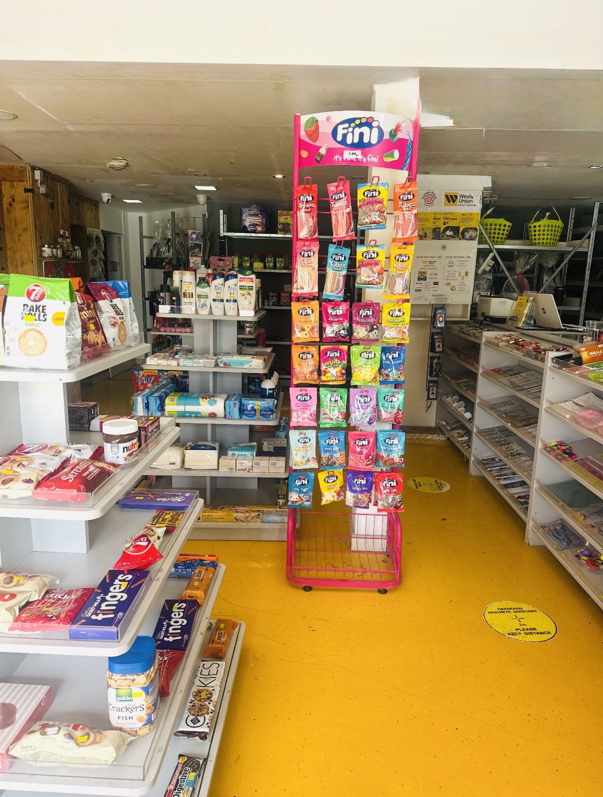 FOR SALE–MINI MARKET-KIOSK-COFFEE SHOP IN PRIME LOCATION NICOSIA CITY CENTER