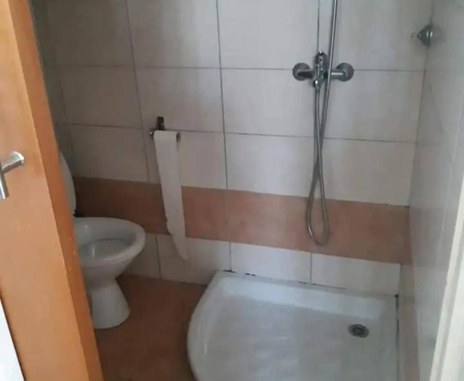 956