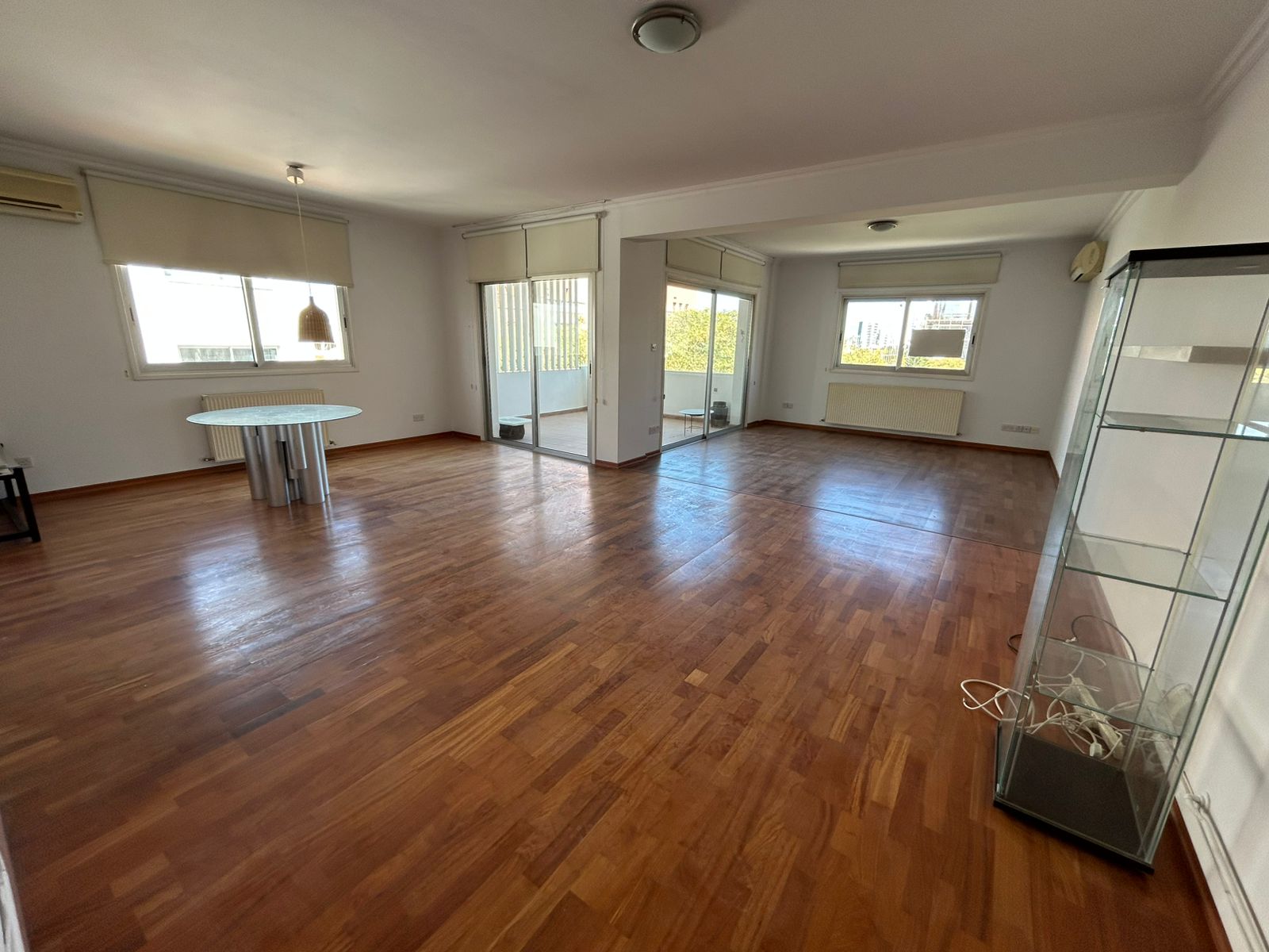 20260327_091357000_iOS 4 Huge 3 Bedroom Flat for Rent, Strovolos, Nicosia