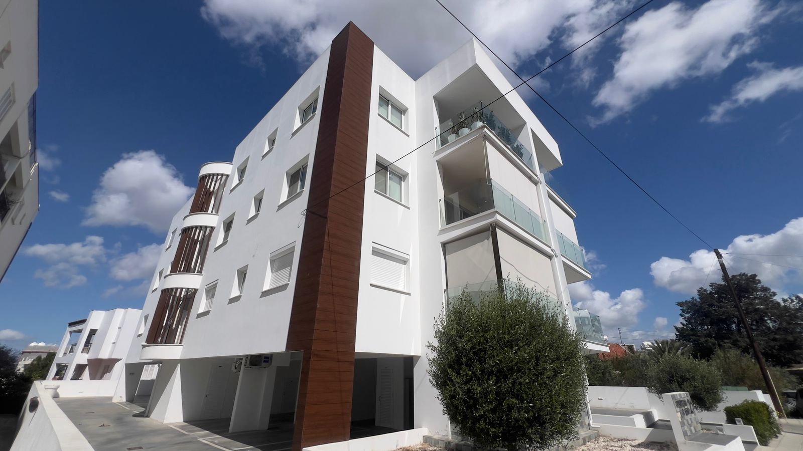 20260330_091916000_iOS 3 2-Bedroom Strovolos Flat For Rent, Nicosia